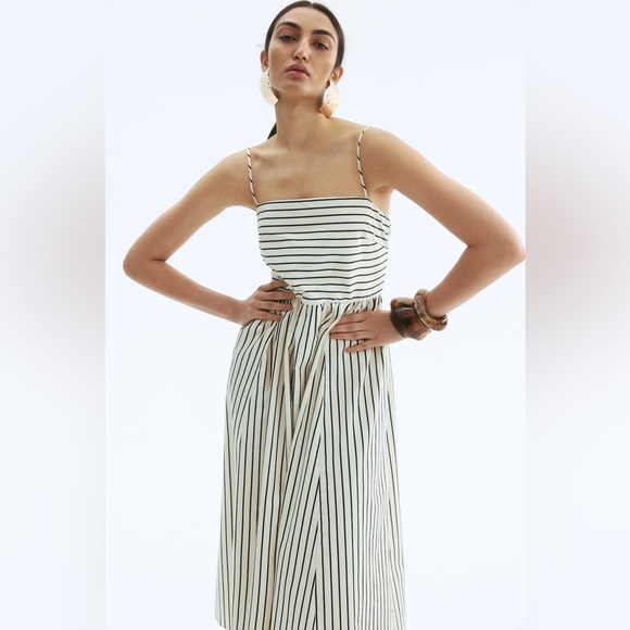 H&M Dresses & Skirts - H&M Stripe Midi Dress Size Medium
